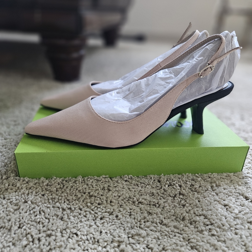 Sam Edelman Bianka Slingback Heel - Color Sand/Black